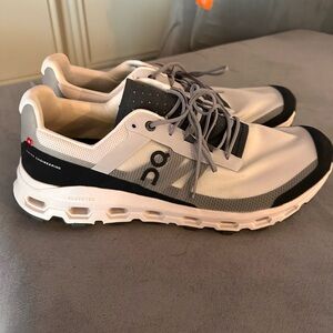 Men’s On Running shoes